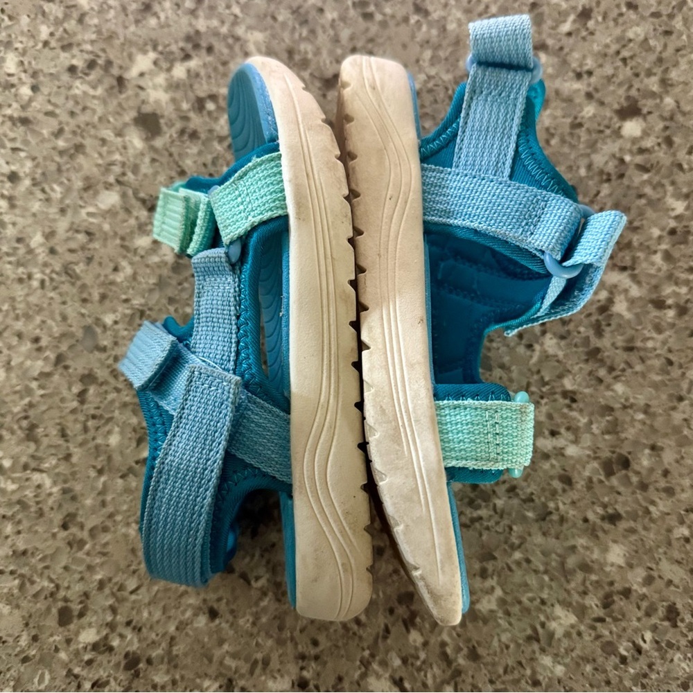 Kid's COLORBLOCK Blue Velcro Cat & Jack Sandals - Size 10C 🐾👡 - Picture 4 of 12
